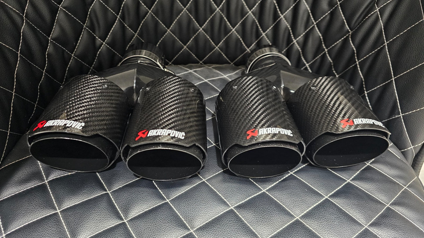 Scarico Racing doppio in CARBONIO LUCIDO